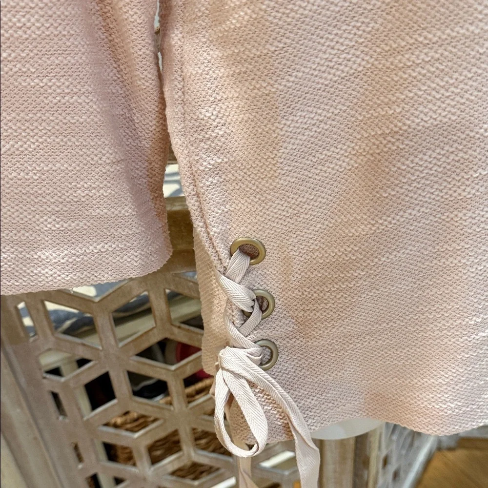 Jones New York Signature Knit Sweater with Lace-Up Sides size Medium, Light Pink